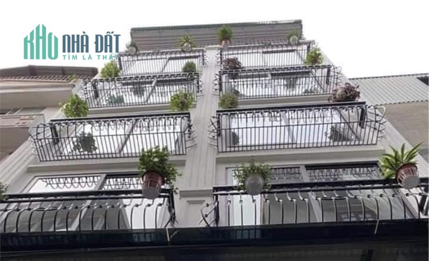 Nhà 5 tầng mặt phố Nguyên Hồng, Đống Đa 77m2 chỉ hơn 20 tỷ