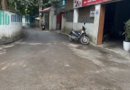 Bán đất Hà Huy Tập, Yên Viên, rộng 48m, mặt tiền: 5m, oto vào đất, chào 2 tỷ 8