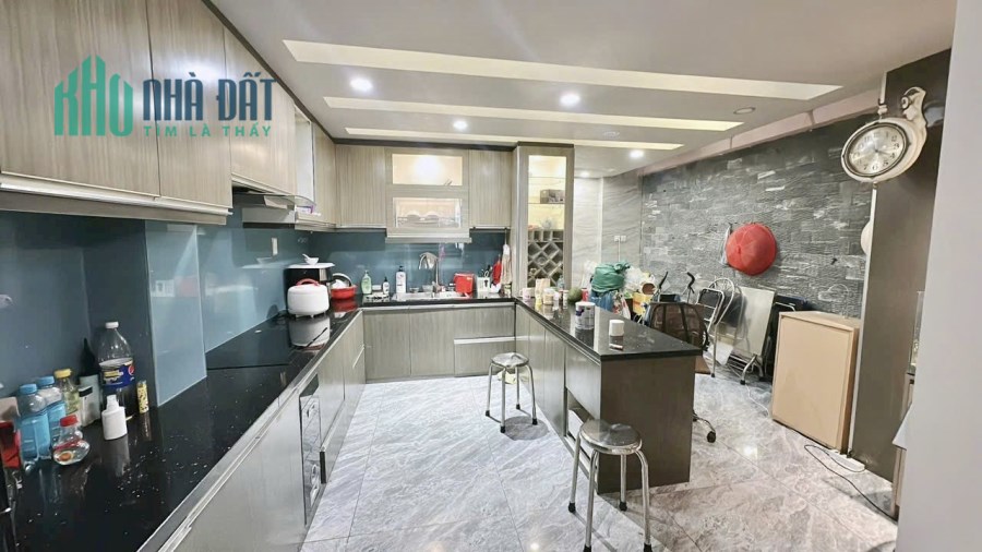 BÁN NHÀ HẺM 8M 5TẦNG 5Mx15M ĐƯỜNG GÒ DẦU QUẬN TÂN PHÚ CHỈ HƠN 10TỶ.