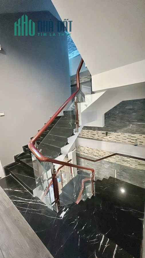 BÁN NHÀ HẺM 8M 5TẦNG 5Mx15M ĐƯỜNG GÒ DẦU QUẬN TÂN PHÚ CHỈ HƠN 10TỶ.