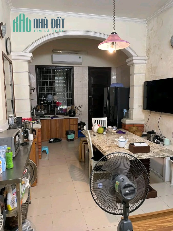 Bán nhà mặt phố Hào Nam (Thông Cát Linh) 86m², 5 tầng, MT 4.5m, giá 37 tỷ Đống Đa Cần mua gọi O9