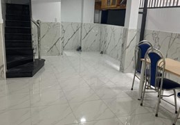 Chỉ 4,3 tỷ có nhà Lê Văn Sỹ, xe hơi vô nhà, về ở luôn, Phường 13, Phú Nhuận.