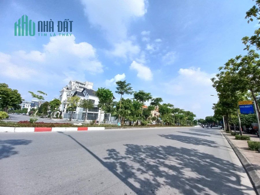 Bán đất Tư Đình 101m², MT 7m, giá 13.5 tỷ Long Biên Cần mua gọi O9 2628 5559