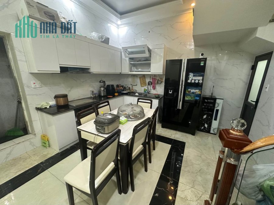 Bán nhà Nguyễn Hoàng Tôn-OTO TRÁNH - Kinh Doanh 86M 5tầng 11.3T