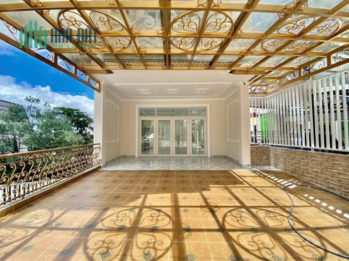Bán biệt thự có 15 căn hộ tại Trịnh Hoài Đức Đà Lạt