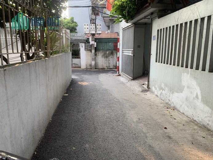 BÁN NHÀ PHÚC LỢI , LONG BIÊN . 31M x 4 TẦNG . GIÁ 2.65 TỶ . Ô TÔ ĐỖ CỔNG , NGÕ THÔNG .