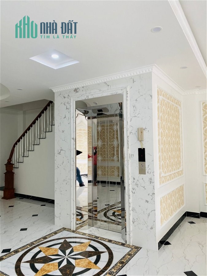 Bán nhà ngõ LẠC LONG QUÂN- oto tránh kinh doanh 72m 6 tầng 13.9 tỷ