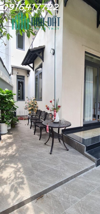 VILLA KIẾN TRÚC CỔ ĐIỂN, YÊN TĨNH - HẺM XE HƠI AN NINH - TÔ NGỌC VÂN - PHƯỜNG TAM PHÚ - THỦ ĐỨC -