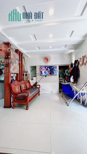 Bán Gấp Nhà Đường số 8 Lê Văn Quới Ngay ngã tư 4 xã hẻm xe hơi đỗ 30 m2 ,2 Tầng  Nhỉnh 2 tỷ