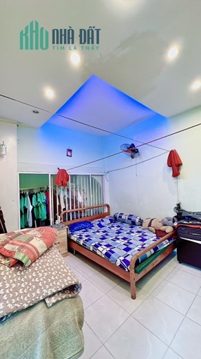 Bán Gấp Nhà Đường số 8 Lê Văn Quới Ngay ngã tư 4 xã hẻm xe hơi đỗ 30 m2 ,2 Tầng  Nhỉnh 2 tỷ
