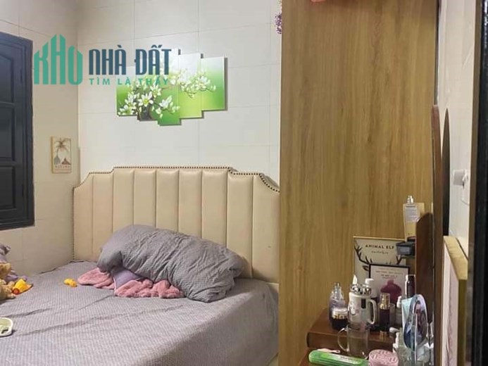 Bán Nhà Ngõ 31 Phố Vĩnh Phúc 45m2 x 4 tầng, 4 phòng ngủ đầy đủ công năng, ngõ thông gần Phố, giá