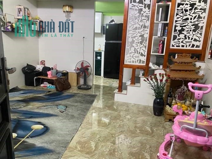 Bán Nhà Ngõ 31 Phố Vĩnh Phúc 45m2 x 4 tầng, 4 phòng ngủ đầy đủ công năng, ngõ thông gần Phố, giá