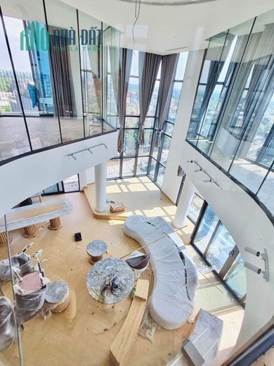 SIÊU BIỆT THỰ VIEW HỒ TÂY - BA MẶT THOÁNG. 246M X 10T X MT 10,2M. GIÁ 1XX TỶ