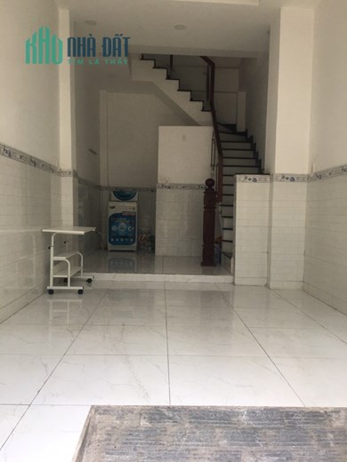 Cho thuê nhà nguyên căn 4 tầng, full nội thất