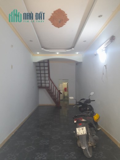Cho thuê nhà 1/  hẻm 6m Thông Nguyễn Sơn quận Tân Phú 3 x 12-2T -8 trieu TL