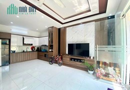 Bán nhà mặt phố Xuân Đỉnh - kinh doanh sầm uất- 82m² 5tầng 12,0 tỷ.