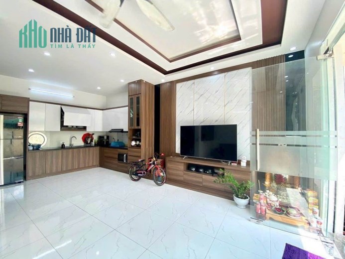 Bán nhà mặt phố Xuân Đỉnh - kinh doanh sầm uất- 82m² 5tầng 12,0 tỷ.