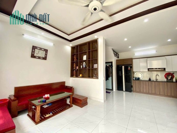 Bán nhà mặt phố Xuân Đỉnh - kinh doanh sầm uất- 82m² 5tầng 12,0 tỷ.