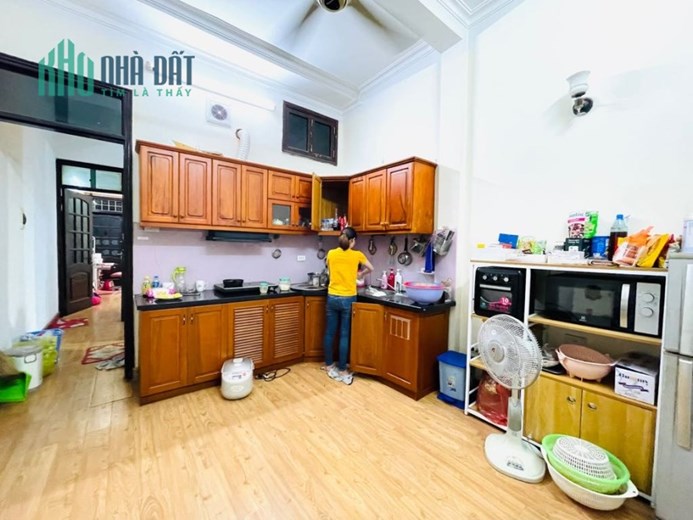 HIẾM PHÂN LÔ QUÂN ĐỘI, Ô TÔ 43M2, 4T, 8.9 TỶ HOÀNG VĂN THÁI - THANH XUÂN - HN.