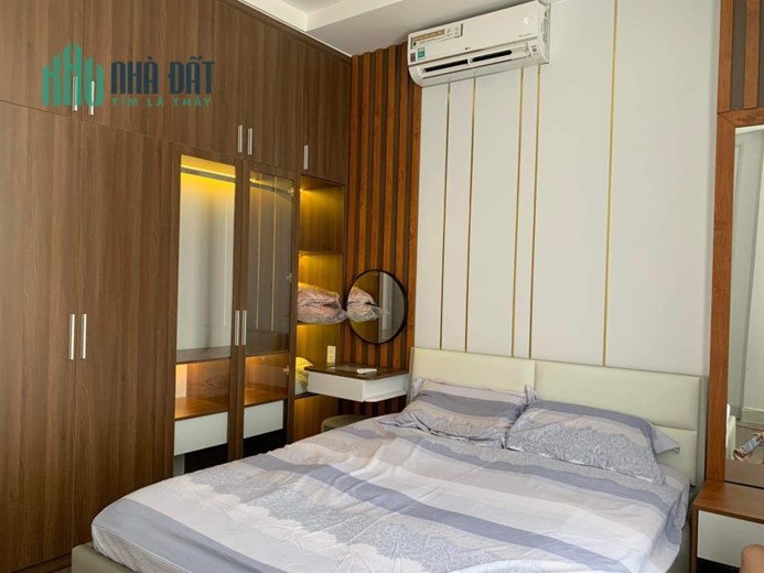 Chính chủ cho thuê nhà 3 tầng đẹp, full nội thất ngay thị trấn Nhà Bè, TPHCM