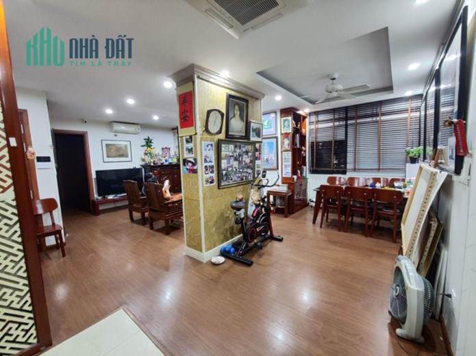 Bán Siêu biệt thự trung tâm Hồ Tây, Đường Thanh Niên, Ba Đình, 85m2, 7T TM,Giá 59 tỷ!