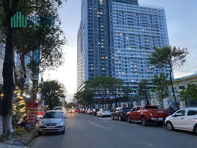BÁN NHÀ 2 TẦNG MẶT TIỀN RỘNG 6,8m, ĐƯỜNG 7,5m NGAY CẠNH KHU EURO VILLAGE  ĐÀ NẴNG, CHỈ NHỈNH 7 TỶ.