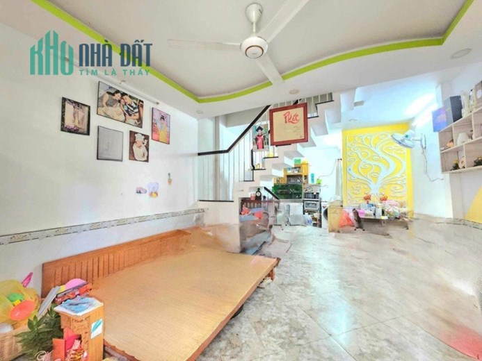 Bán Nhà Nguyễn Thái Sơn Gò Vấp 40m2 Hẻm Xe Hơi 3 Tầng giá 3 Tỷ 8