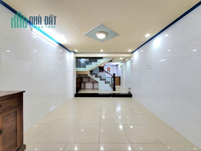 Bán Nhà 4 Tầng Ngang 4m Mới Đúc Chắc Chắn Giá 3 Tỷ 9 Trung Tâm Gò Vấp