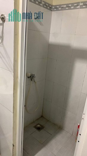 Cần pass phòng kí túc xá khu B ĐH Quốc Gia, đường Mạc Đĩnh Chi, Phường Linh Trung (Quận Thủ Đức cũ)
