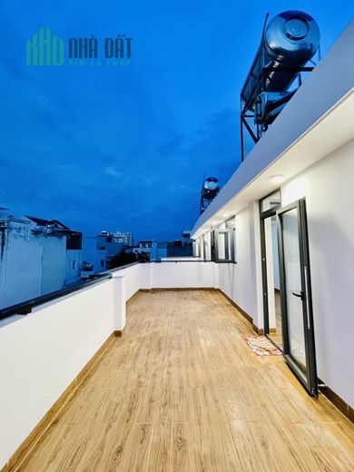 Bán nhà đẹp, 4 tầng, 5PN ngang khủng 7.5m Hoàng Hoa Thám,Phú Nhuận chỉ với 7.18 tỷ còn thương lượng