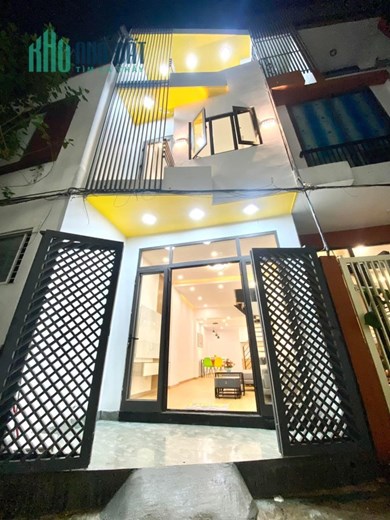 --Nhà 3 tầng 3 mê đúc sau lưng MT Bình An 7 kiệt trước nhà xe tải nhỏ vào được - HẢI CHÂU- TP ĐÀ