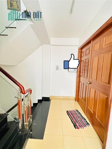NGỘP BÁN GẤP NHÀ 6 TẦNG HXH QUAY ĐẦU TRƯỚC NHÀ NGAY LÊ ĐẠI HÀNH Q11