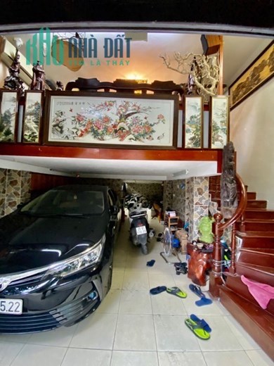 Bán nhà Hoàng Văn Thái  51m x 5 T  MT 5,2m giá 9,5 tỷ