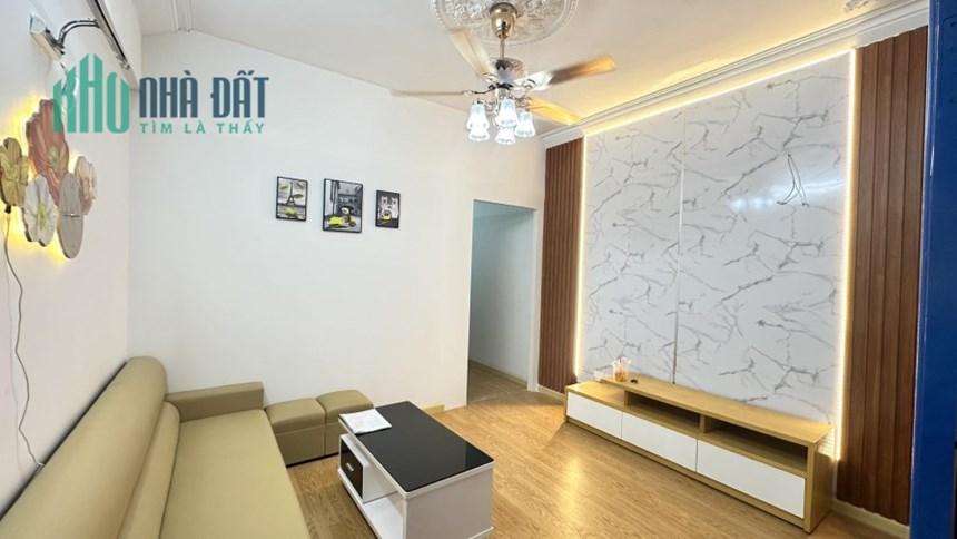 💥CỰC HIẾM💥Tập thể ĐHSP, Trần Quốc Hoàn 70m2, 2 ngủ, nội thất đẹp, nhỉnh 2 tỷ