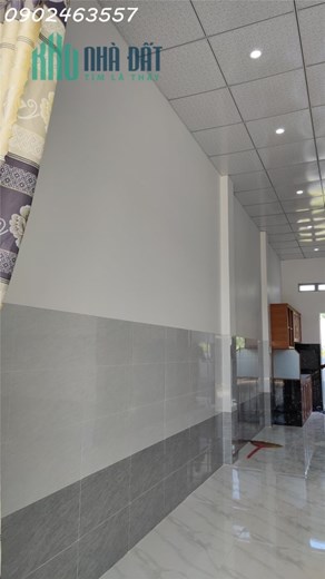Nhà Mặt Tiền Nhựa - Đẹp Như Mơ - giá 890 Triệu!