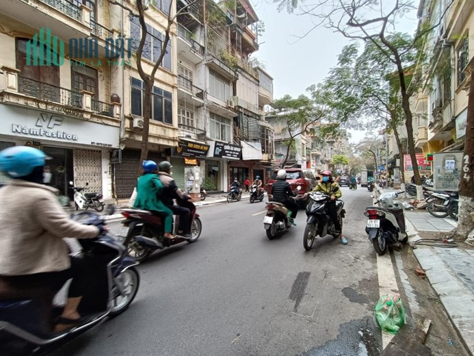 bán nhà mặt phố Ba Đình, 85m, mặt tiền 11m, 3 mặt ngõ, vỉa hè, ôtô 2 chiều