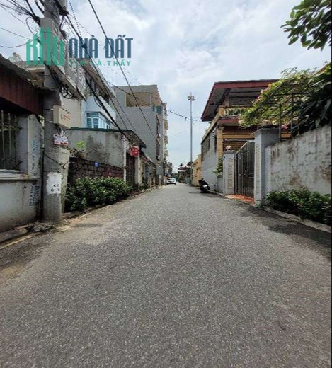 Cực rẻ chỉ 27tr/m mảnh đất Lại Hoàng, Yên Thường, oto tránh, 130m, mặt tiền: 5.2m
