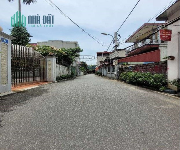 Cực rẻ chỉ 27tr/m mảnh đất Lại Hoàng, Yên Thường, oto tránh, 130m, mặt tiền: 5.2m