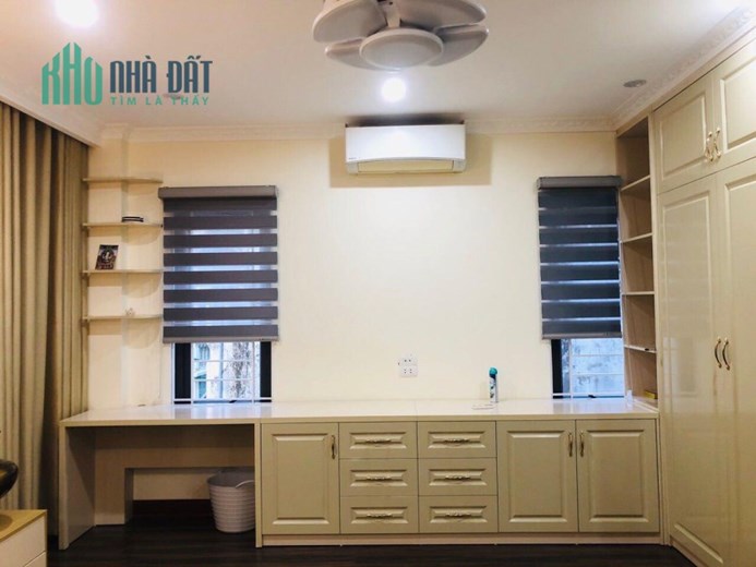 Bán Nhà Nguyễn Văn Cừ , Long Biên 70M x 5T , Lô Góc , Ô Tô Vào Nhà . Giá 9.9 Tỷ