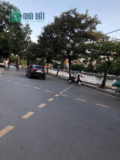 Bán Nhà Nguyễn Văn Cừ , Long Biên 70M x 5T , Lô Góc , Ô Tô Vào Nhà . Giá 9.9 Tỷ