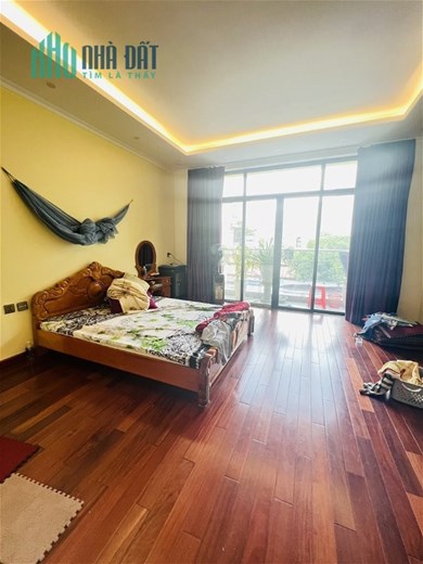 Bán Nhà Phố An Dương Vương Quận Tây Hồ. 94m Xây 6 Tầng Mặt Tiền 5m Nhỉnh 15 Tỷ. Cam Kết Ảnh Thật Mô