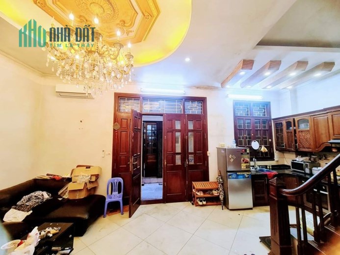 BÁN GẤP NHÀ #VÂN_HỒ - TRUNG TÂM QUẬN - HÀNG XÓM CV THỐNG NHẤT - Ở LUÔN - GẦN Ô TÔ - TIỆN ÍCH BẠT