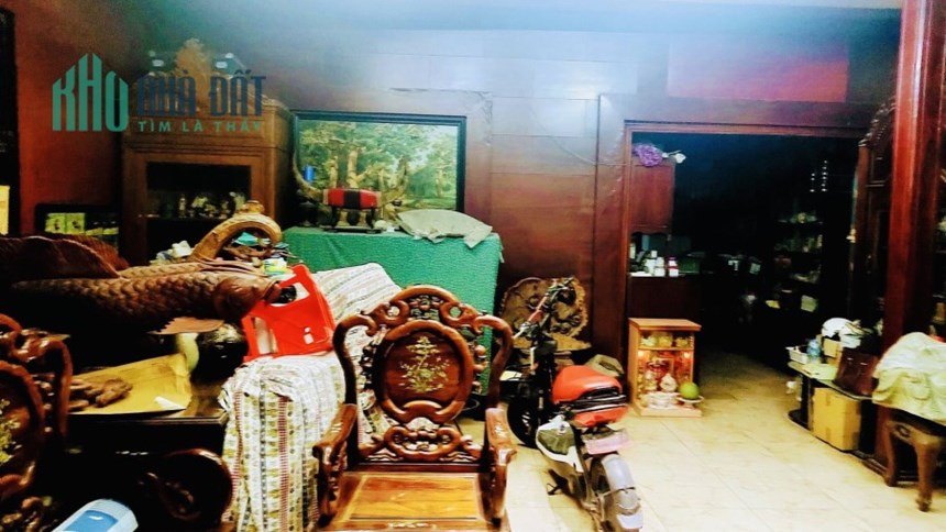 Định cư cần bán biệt thự cổ 134m2 đường Tô Hiến Thành ,p14,Q10 