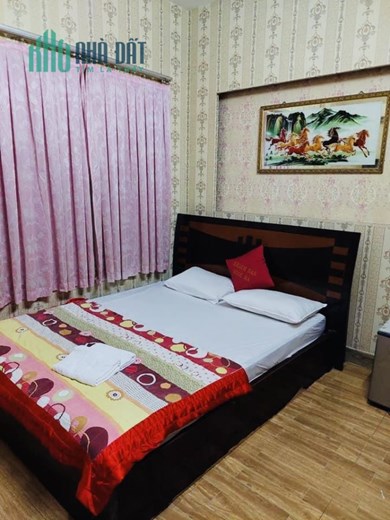 Cần bán KS  6 tầng thang máy Mặt tiền Lê Hồng Phong ,P12, Q10, giá tốt 