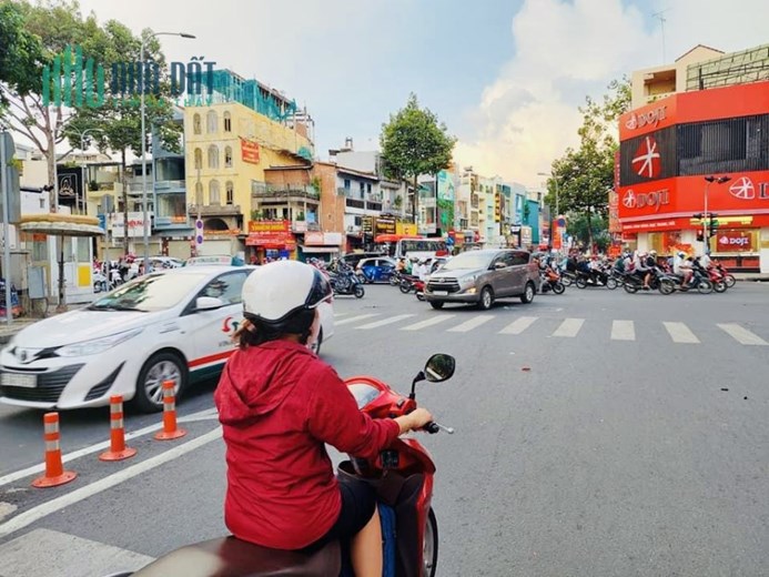 Cần bán KS  6 tầng thang máy Mặt tiền Lê Hồng Phong ,P12, Q10, giá tốt 