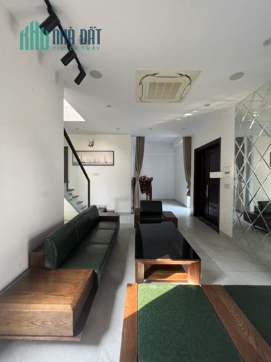 BIỆT THỰ ĐẸP LONG LANH, MẶT TIỀN SIÊU KHỦNG, SÂN VƯỜN, GARA ÔTÔ, GIÁ TỐT, 155M2 X2 TẦNG Chỉ 6,7 TỶ.
