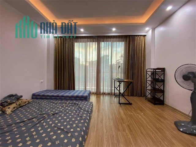 Bán nhà mặt phố Cổ Nhuế 2,lô góc-  kinh doanh sấm uất  68m 5tầng 12.1 tỷ.