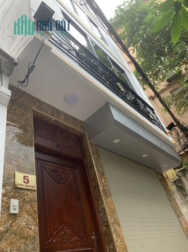Bán nhà Hoàng Hoa Thám, Ba Đình. 37mx5; MT4.6m; giá 6 tỷ 3.