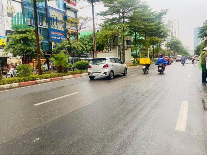[ GIÁ NGON ] MP TRẦN THÁI TÔNG 90M2, 8T,  MT RỘNG, VỈA HÈ ĐÁ BÓNG KD SẦM UẤT.
