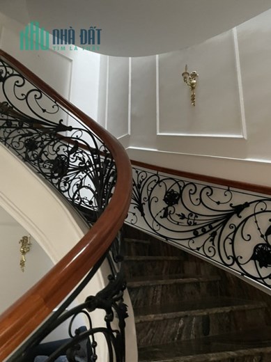 Biệt Thự HXH Bàu Cát 5Tầng 100M2 Trường Chinh Phường 14 Quận Tân Bình.